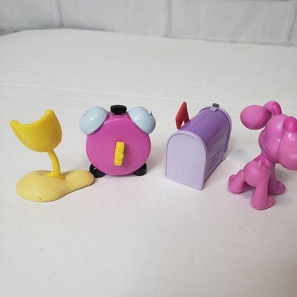 Lot of 4 Nickelodeon Blues Clues Figures Birthday Cake Toppers Mini Toys Magenta - Picture 4 of 9
